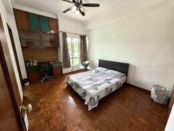 Gold Coast Condo (D5), Condominium #458005041